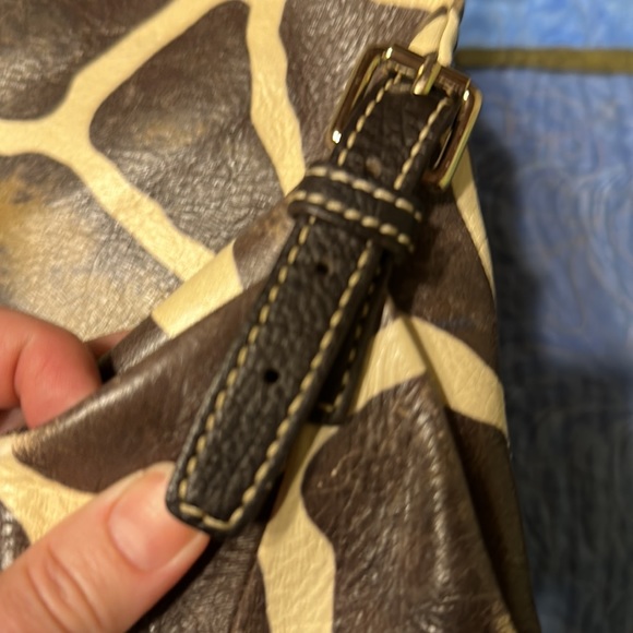 Dooney & Bourke Giraffe Print Purse - Picture 4 of 12